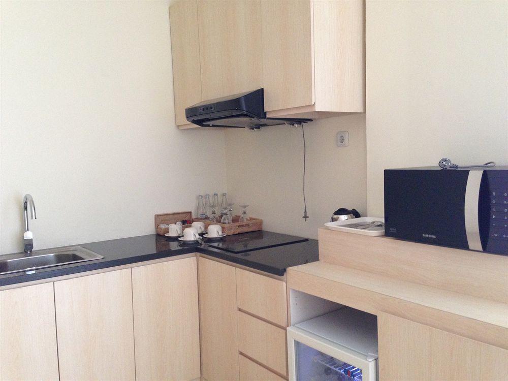 Ap Suite Apartment Kuta Lombok Extérieur photo